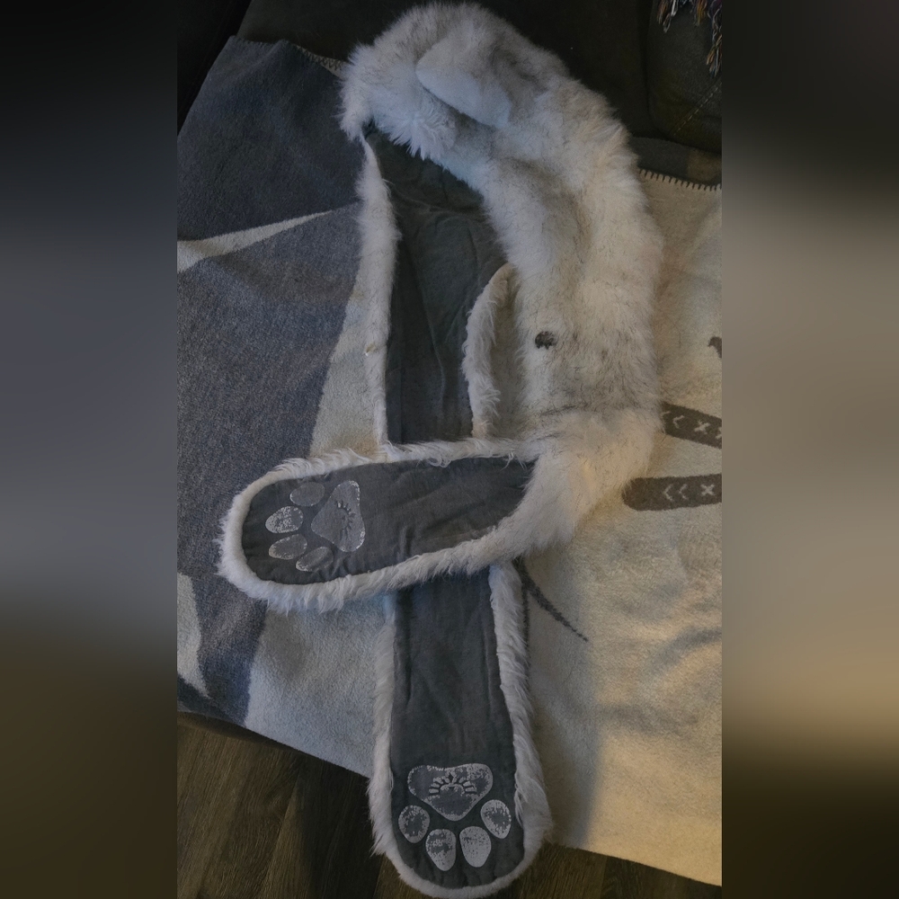 SpiritHoods Gray and White Kids Cape